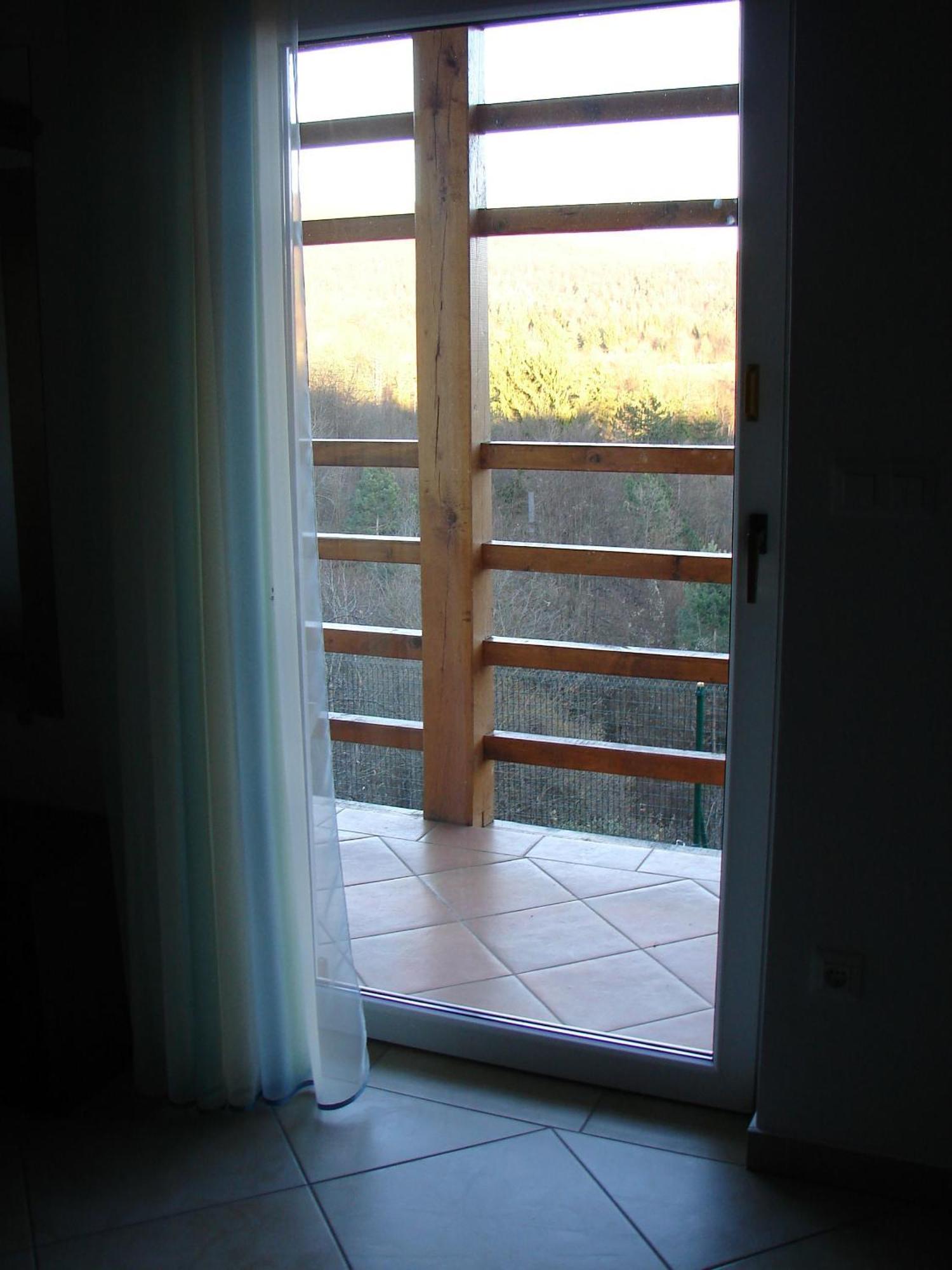 Apartments Suster Stari Trg ob Kolpi Habitación foto