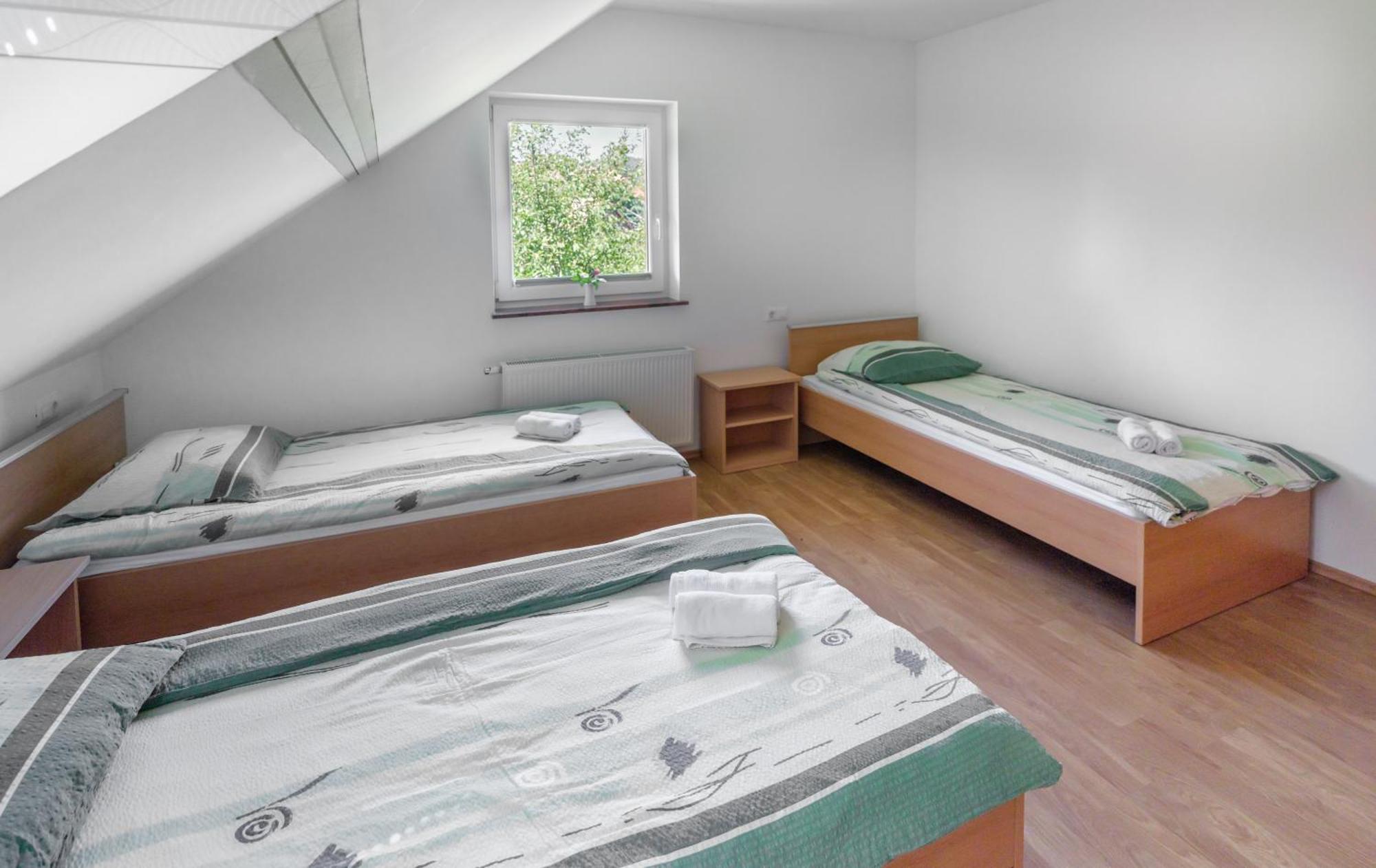 Apartments Suster Stari Trg ob Kolpi Exterior foto